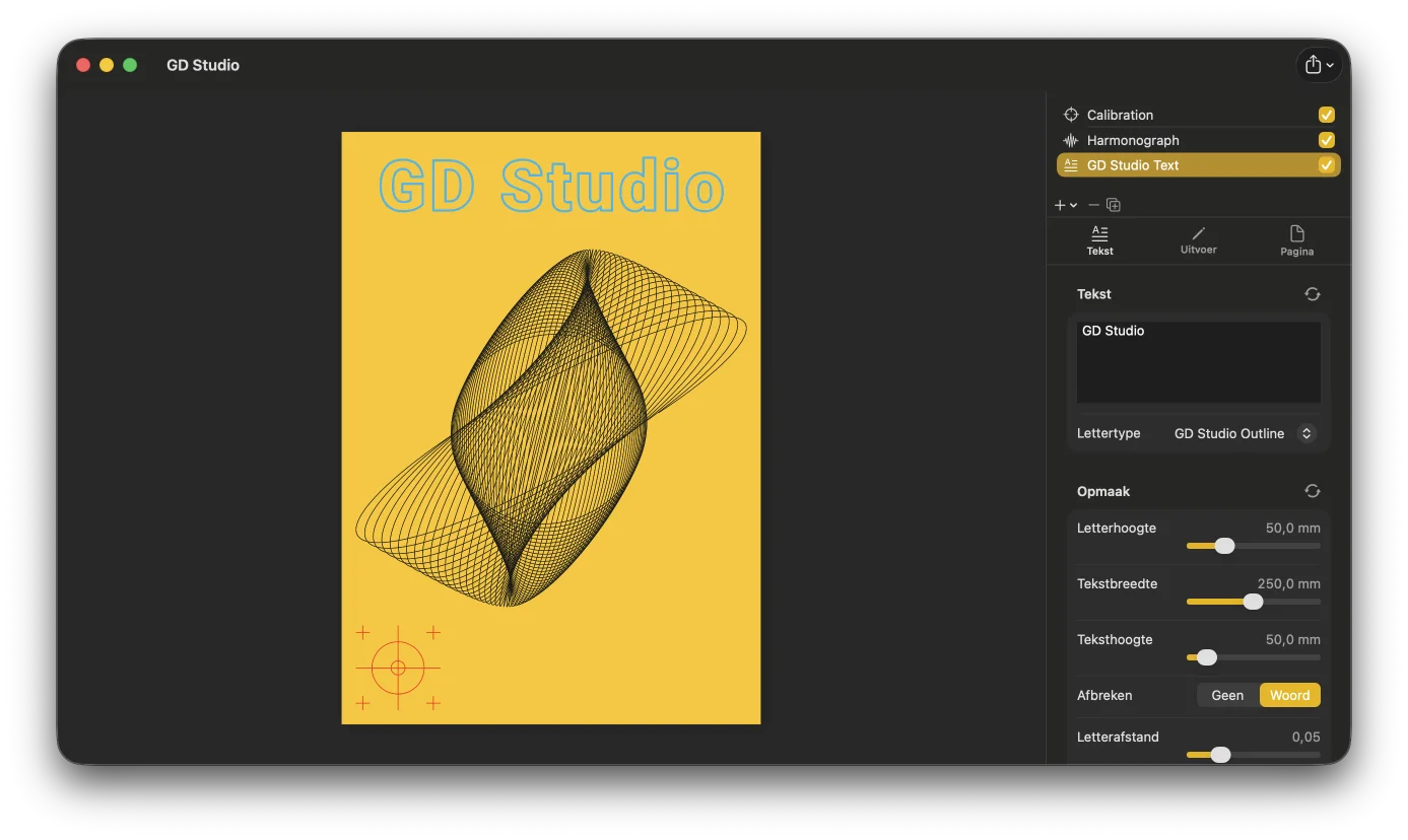 Een GD Studio-document dat een patroonlaag combineert met een tekstlaag en een geïmporteerd SVG-logo, allemaal als lijnwerk